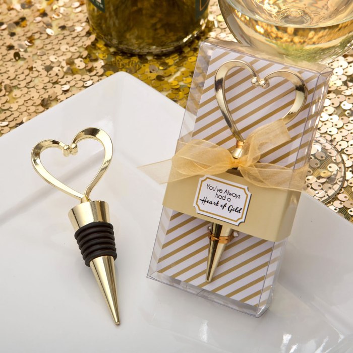 Gold heart design metal bottle stopper from Fashioncraft&reg;