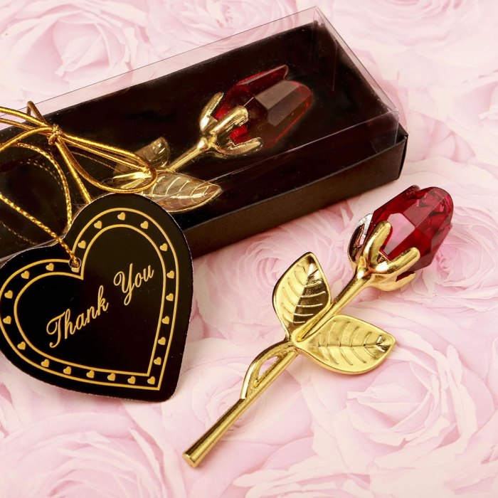 Choice Crystal Gold long stem red Rose from Fashioncraft&reg;