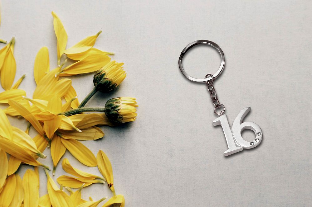 Sweet 16 Key Rings - Image 3