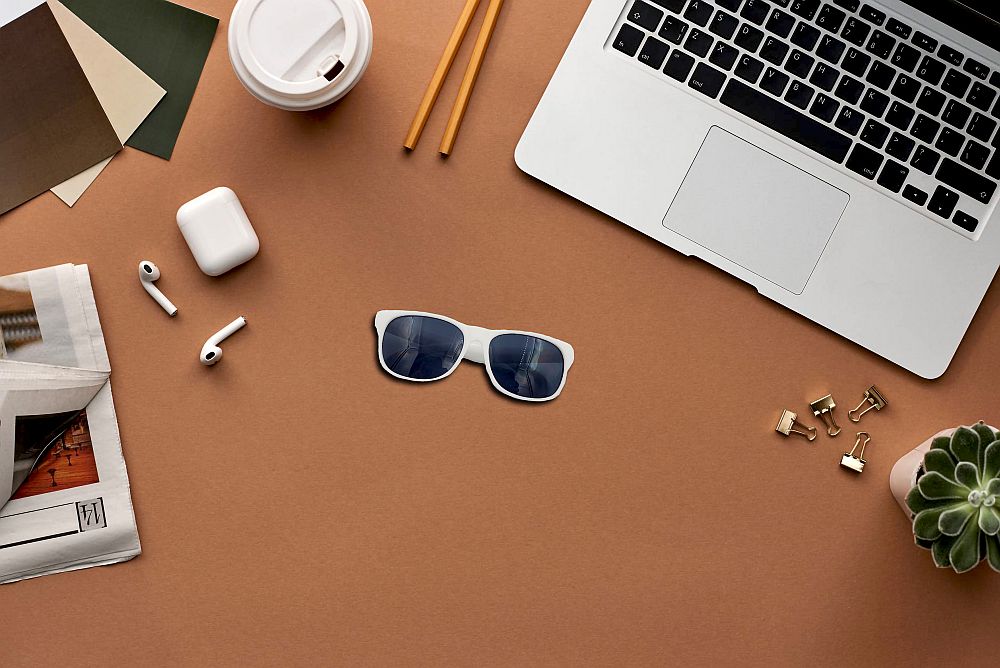 Trendy Sunglasses from Fashioncraft® - Image 4
