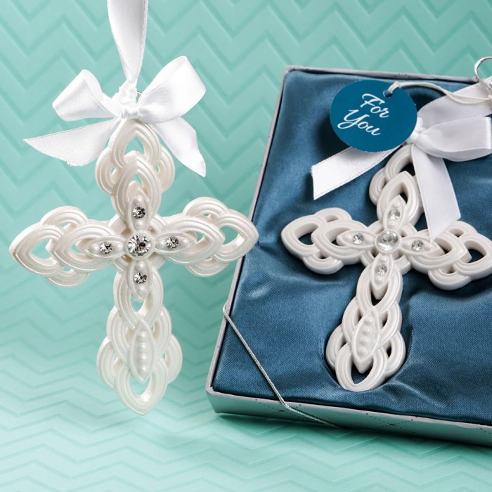 Stunning Cross hanging ornament from Fashioncraft&reg;